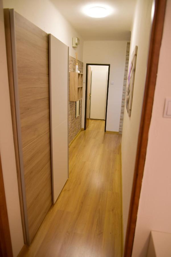 Apartment, Sun Terrace, Privat Parking Banska Bystrica Luaran gambar