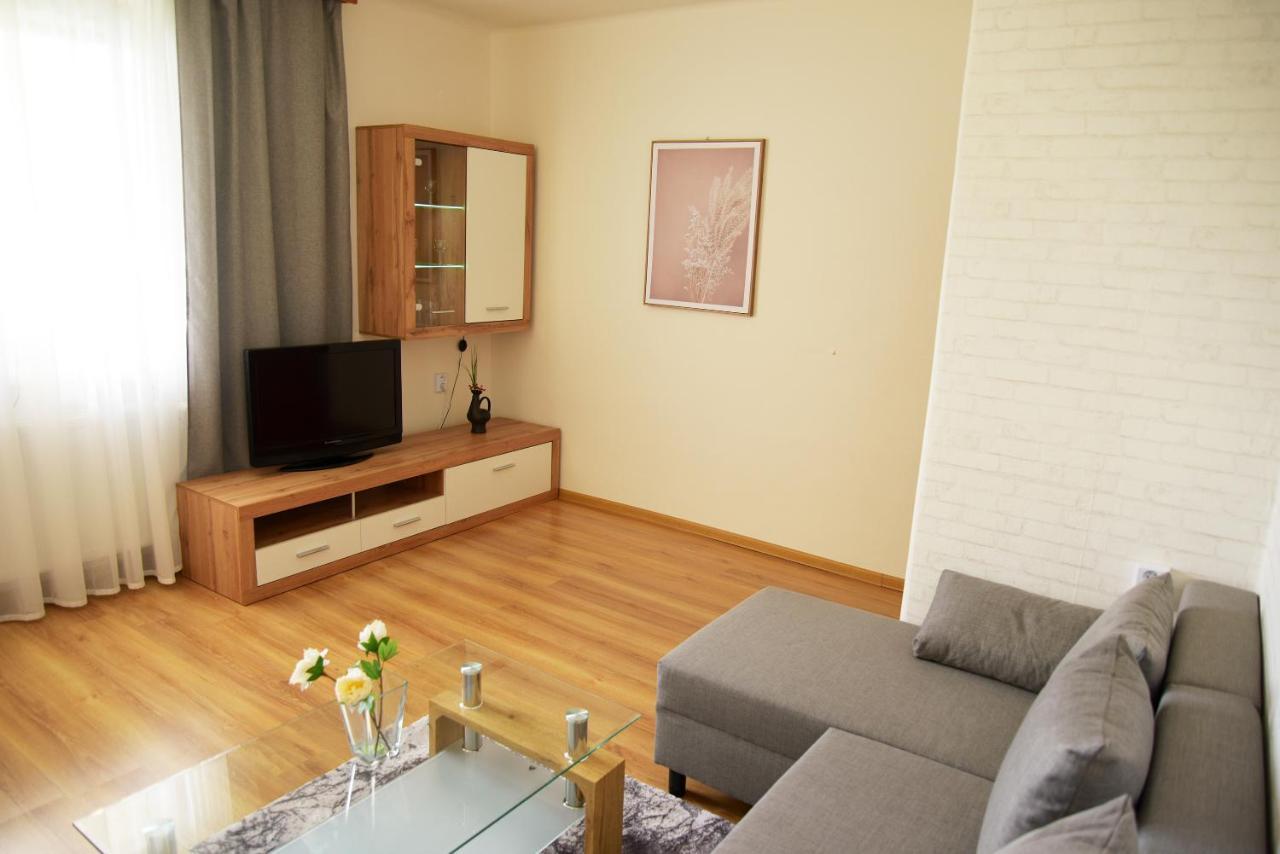 Apartment, Sun Terrace, Privat Parking Banska Bystrica Luaran gambar